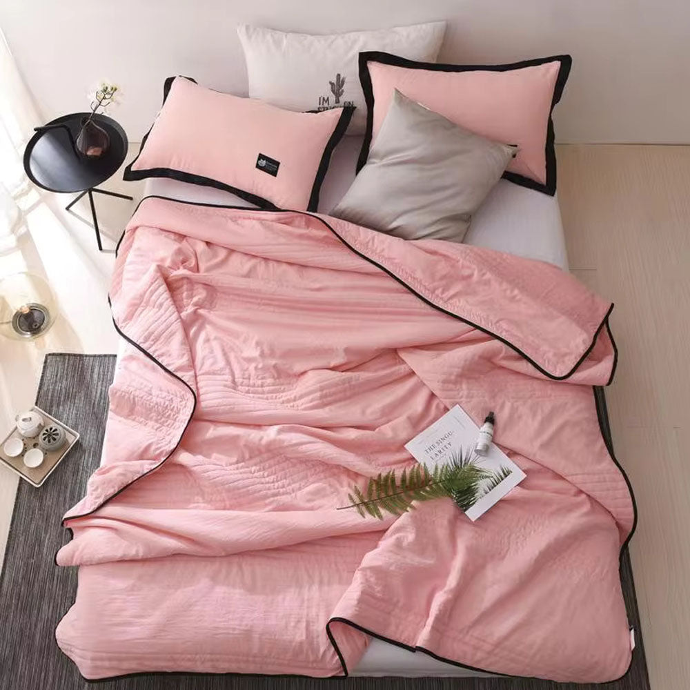 Cooling Blanket Lightweight Summer Quilt