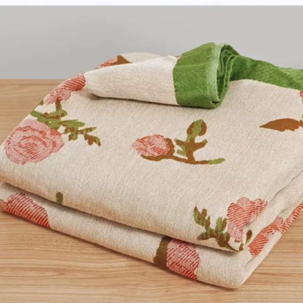 Bamboo Fiber Summer Blanket Rose Pattern Quilt