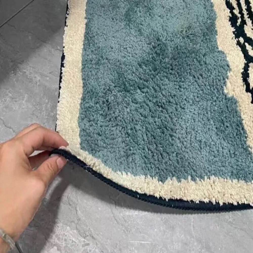 Abstract Non Slip Bath Mat