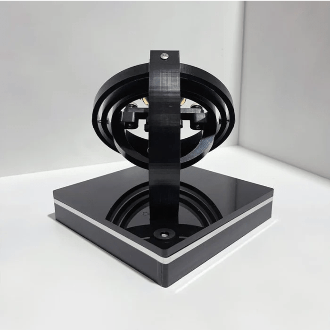 TIMEKEEPER – Horion Automatic Watch Winder with Quiet Operation