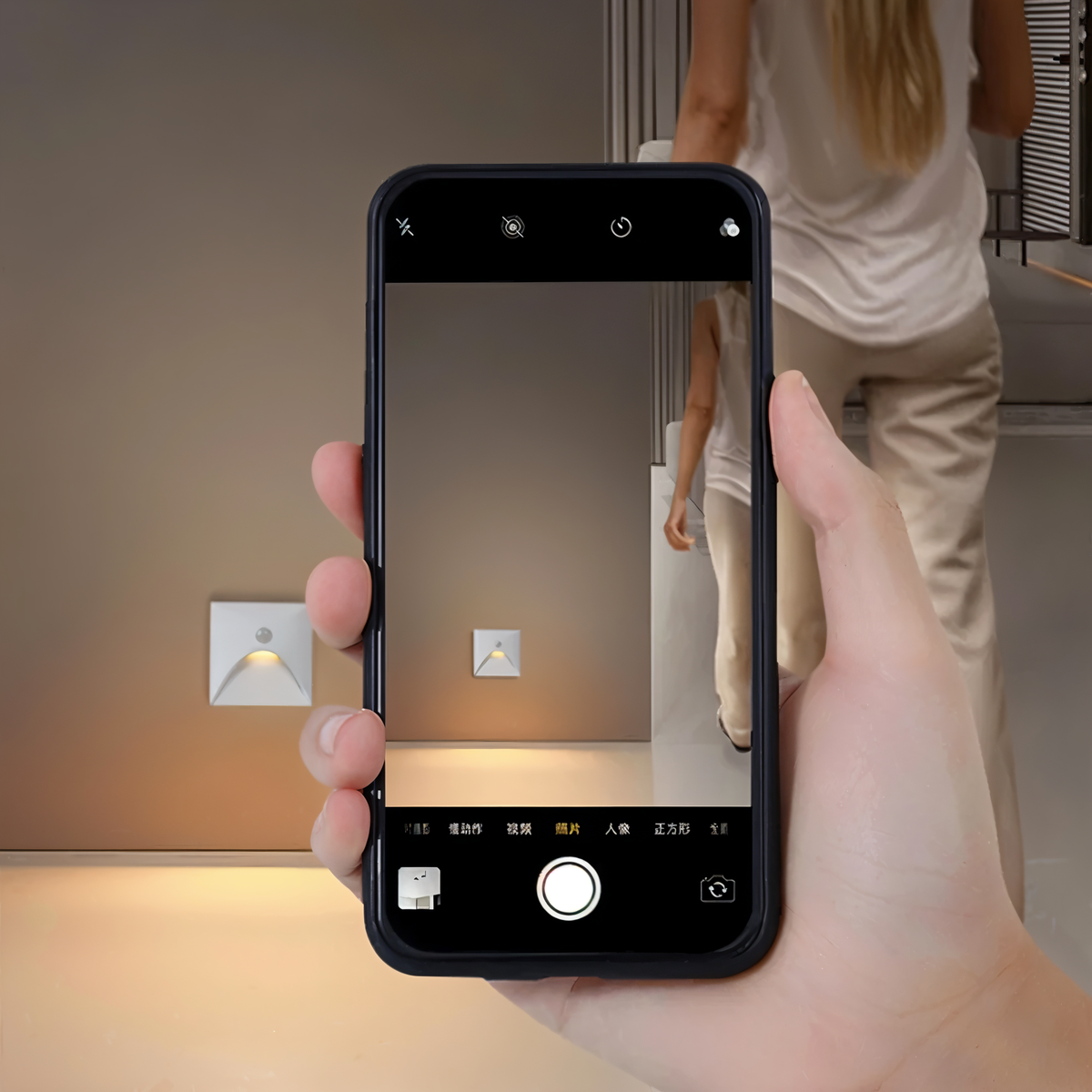 LED Wall Sconce for Stairs, Hallways and Entrances | Weatherproof IP65 Step Light in Square or Round, 3 W