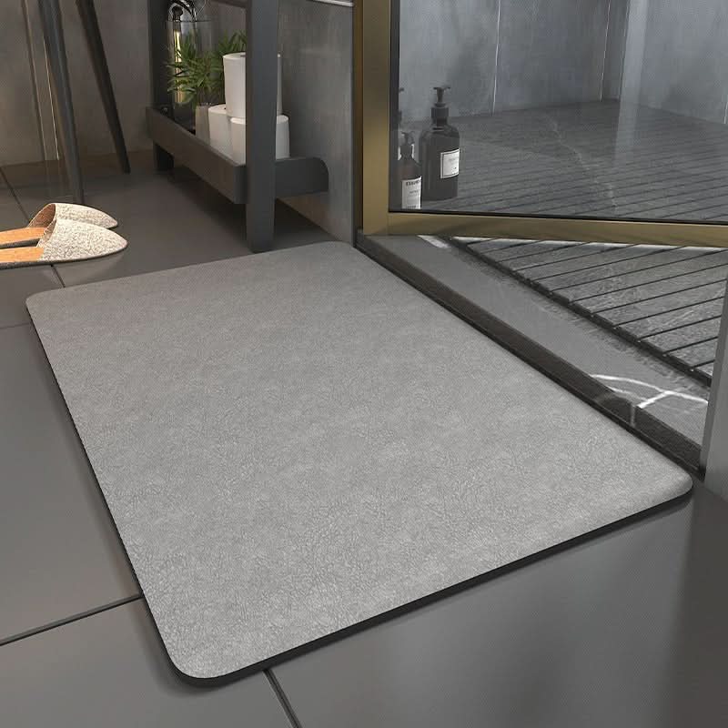 AquaGuard Bathroom Mat - Non-slip bath mat with quick-drying material