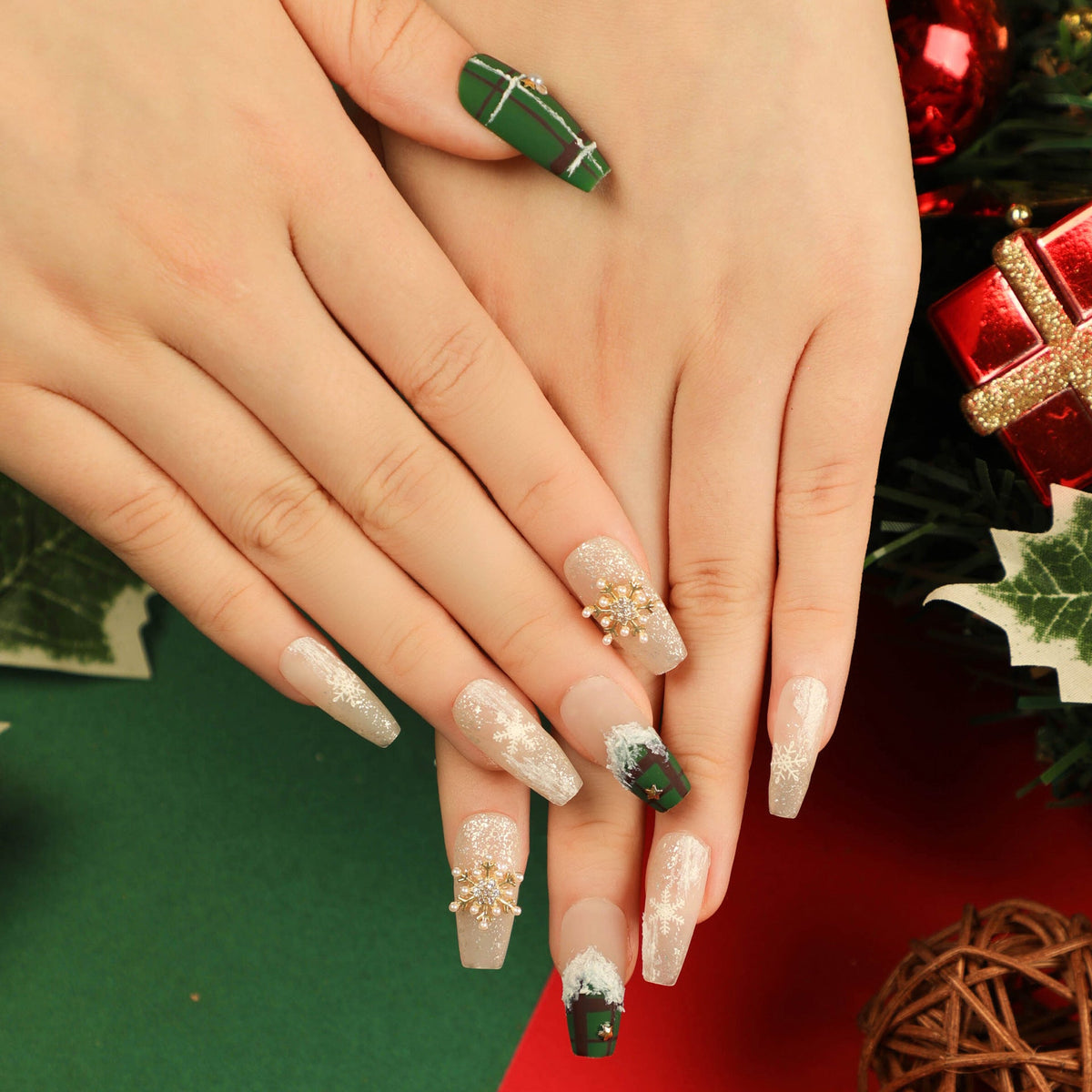 Christmas Nails Set with Snowflake and Glitter Art | Twenty Four Long Coffin Tips | Lightweight Fit with Glue Included