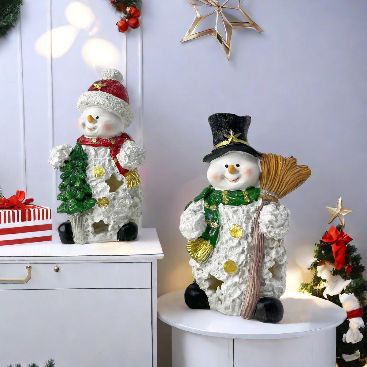 Ceramic Snowman Sculpture with Hat | Christmas Figurine for Shelf and Mantel | 19 cm Tall in Green or Red Finish