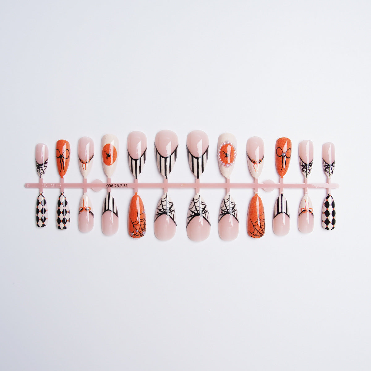 Halloween Press-On Nails | Available in Beige, 24 Stück | Glue-Free Application in Minutes for Parties and Nights Out