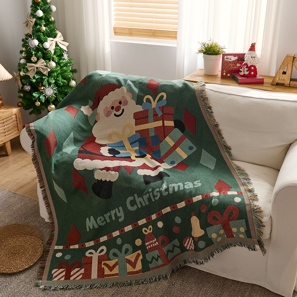 Christmas Throw Blanket with Tree and Pine Cone Motifs | Soft Plush Fabric for Cosy Winter Evenings | Six Designs
