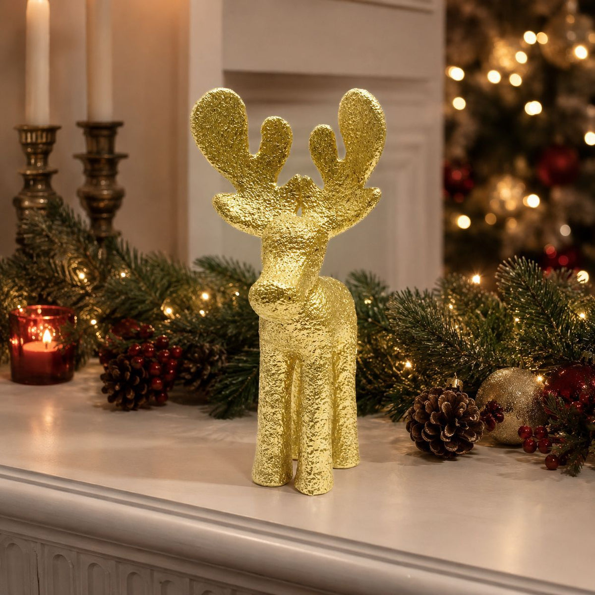 Reindeer Figurine in Resin, 19.5 cm Tall | Christmas Deer Decor for Holiday Tables | Festive Xmas Sculpture in White or Gold