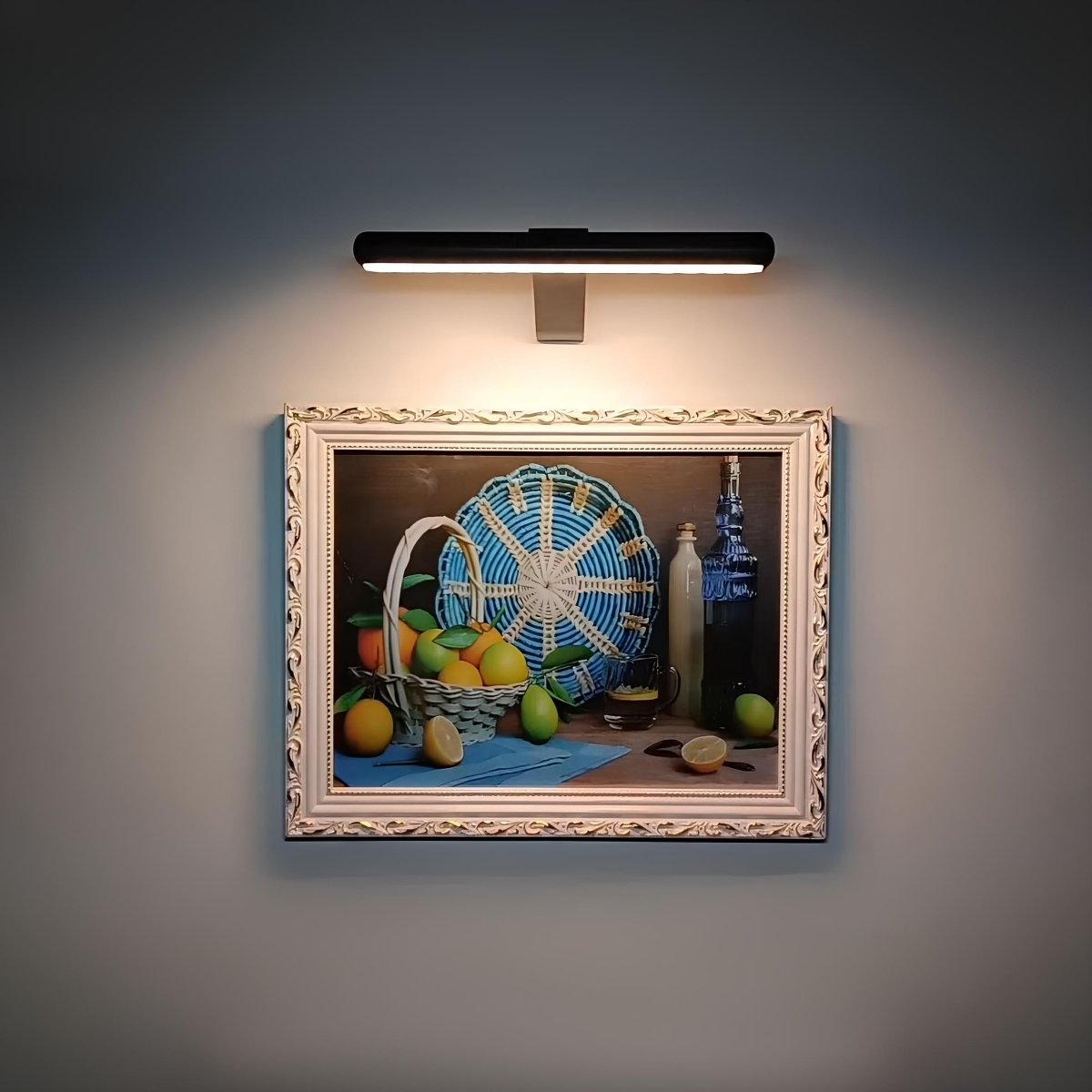 Pictura Wall Lamp