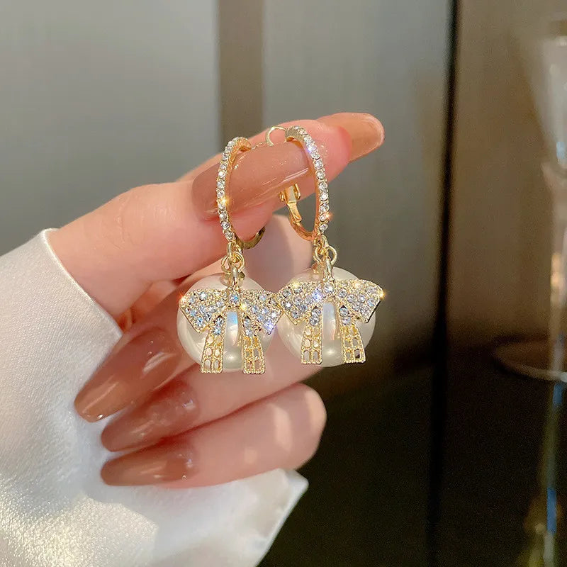 Christmas Earrings with Faux Pearl and Bow | Festive Jewelry in Beige, Pink, Red or Grey | Lightweight 2.5 cm Drops