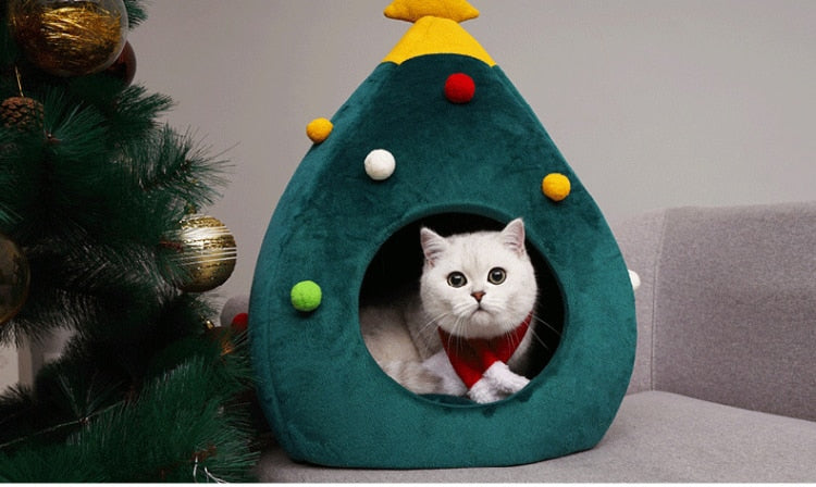 Christmas Tree Cat Bed in Soft Plush, Medium or Large | Warm Xmas Spot for Your Pet | Festive Holiday Gift Idea