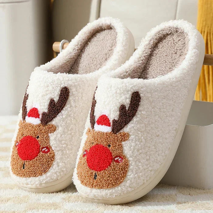 Reindeer Slippers in Soft Plush | Cosy Christmas House Shoes in Red or Green | Festive Holiday Gift for Warm Feet