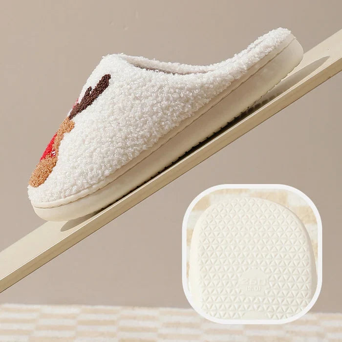 Reindeer Slippers in Soft Plush | Cosy Christmas House Shoes in Red or Green | Festive Holiday Gift for Warm Feet