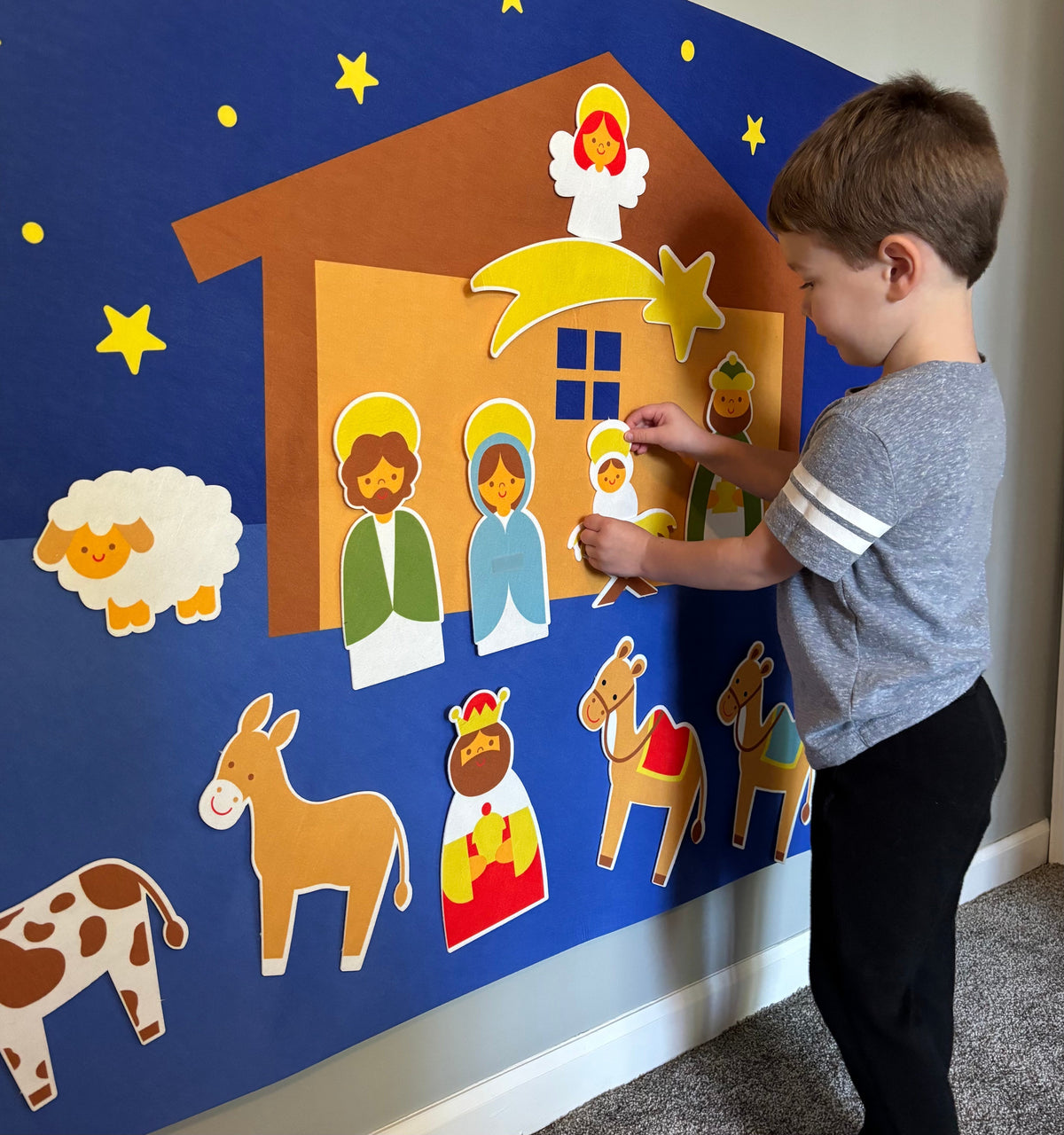 Felt Christmas Nativity Set for Kids | Soft Figures of Mary, Joseph and Baby Jesus | Interactive Holiday Craft Scene