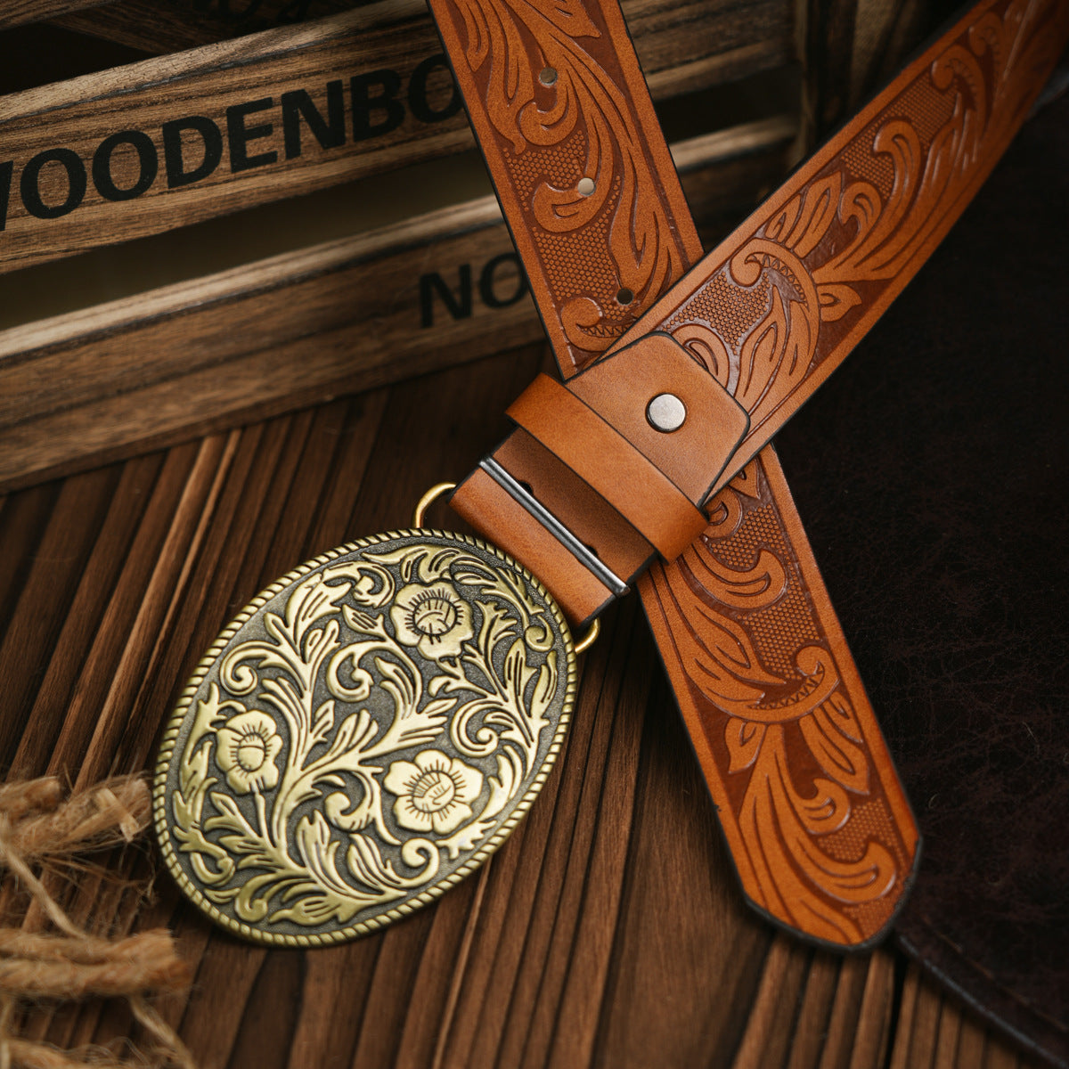 Western Style Belt for Him in Vegan Leather | Floral, Horse Head or Bull Buckle | Tooled Strap for Jeans and Chinos