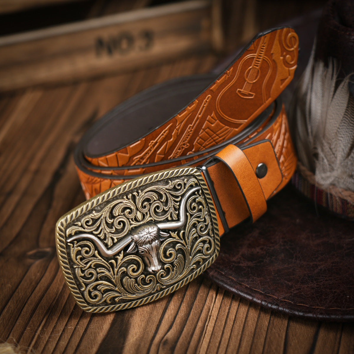 Western Style Belt for Him in Vegan Leather | Floral, Horse Head or Bull Buckle | Tooled Strap for Jeans and Chinos