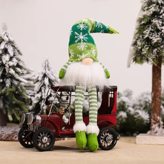 Light-Up Christmas Doll with Long Hat and Warm Glow | Soft Fabric Figurines in Green, Grey or Red | Indoor Decor