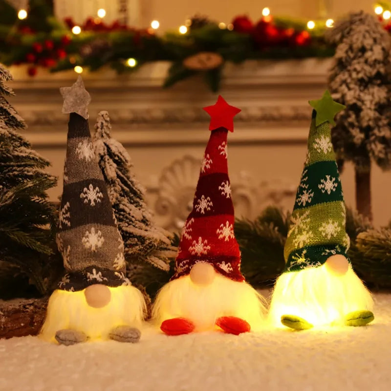 Light-Up Christmas Doll with Long Hat and Warm Glow | Soft Fabric Figurines in Green, Grey or Red | Indoor Decor