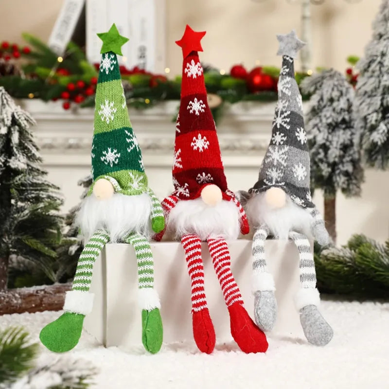 Light-Up Christmas Doll with Long Hat and Warm Glow | Soft Fabric Figurines in Green, Grey or Red | Indoor Decor