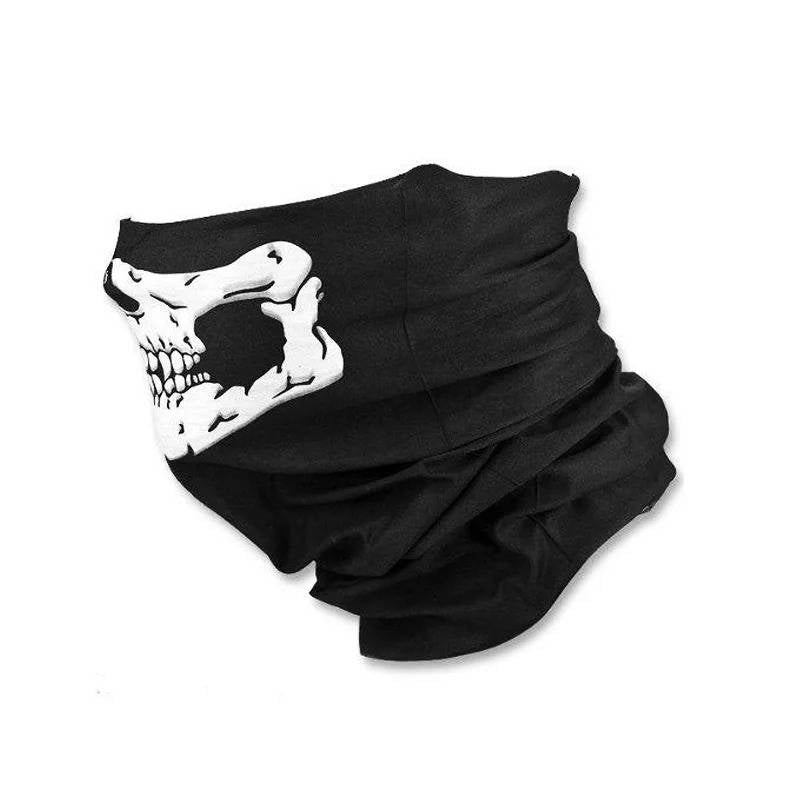 Hooded reaper costume with light up eyes