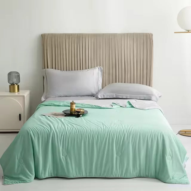 Cooling Blanket Lightweight Summer Bedding