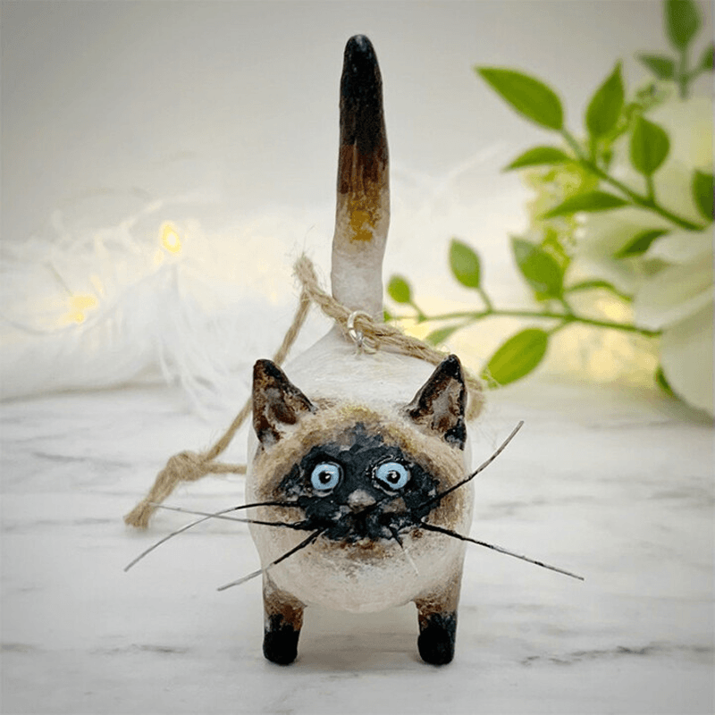 Handmade Cat Christmas Ornament in Hand-Painted Resin | Unique Festive Tree Hanger | Six Coat Designs, 6 x 5 x 3 cm