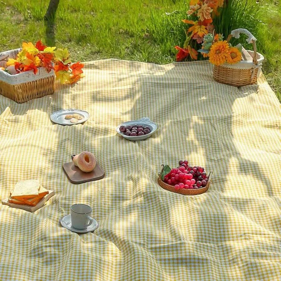 Quick-Dry Plaid Picnic Mat 39x59 to 94x59 In | 3 Colors | Lightweight Foldable Mat for Camping, Beach & Travel