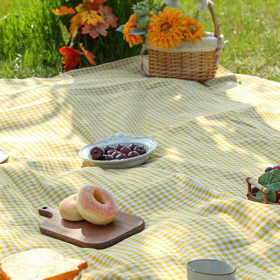Quick-Dry Plaid Picnic Mat 39x59 to 94x59 In | 3 Colors | Lightweight Foldable Mat for Camping, Beach & Travel