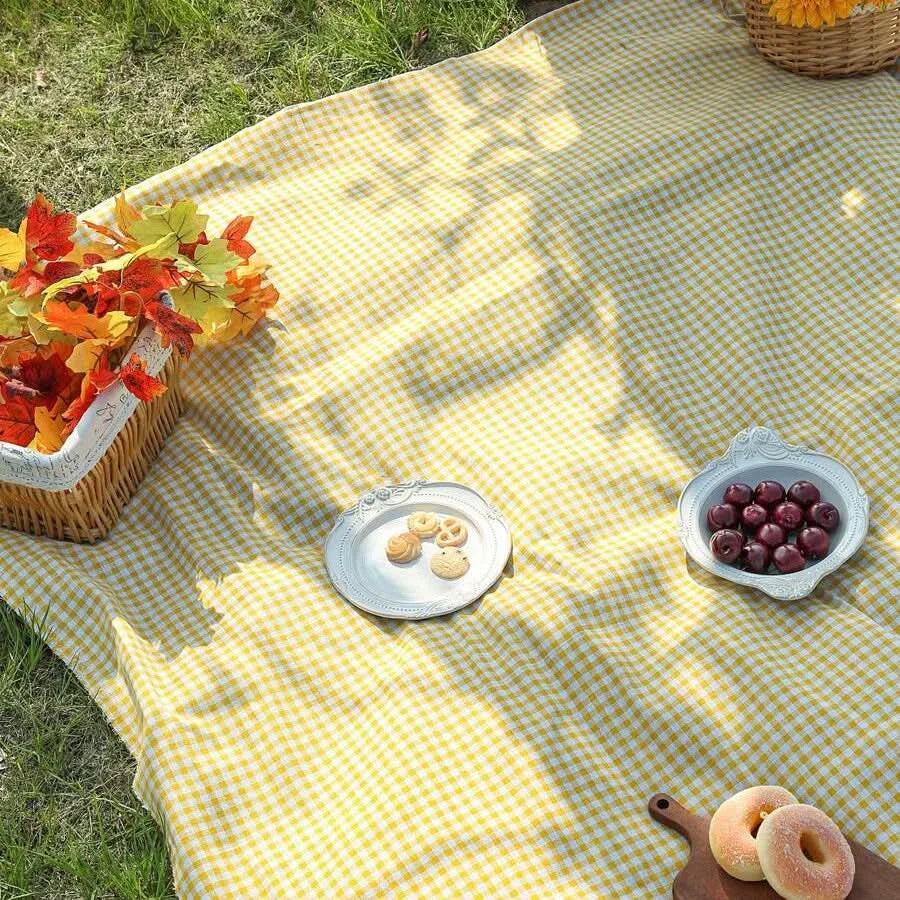Quick-Dry Plaid Picnic Mat 39x59 to 94x59 In | 3 Colors | Lightweight Foldable Mat for Camping, Beach & Travel