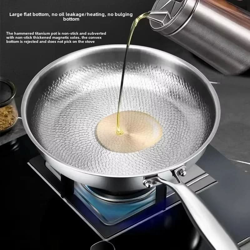 Titanium Hammered Non-Stick Frying Pan for Even Heating | 26-30 cm, With or Without Lid | Cooking for All Stovetops