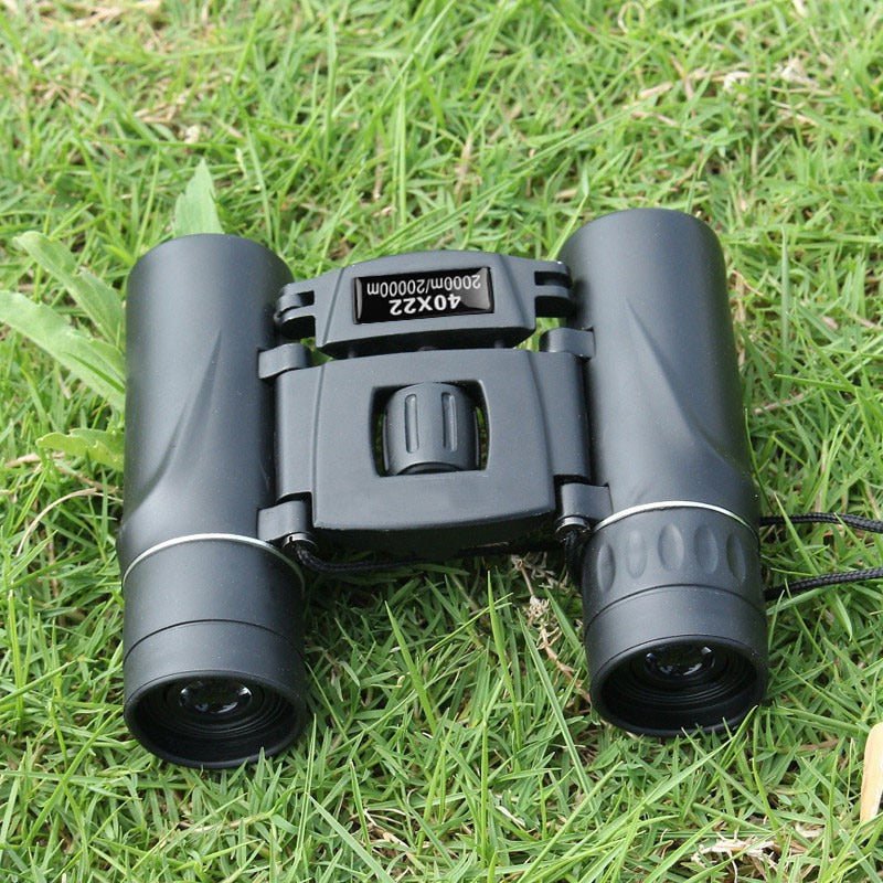 Compact 40x22 Binoculars with a 2000 m Viewing Range | Central Focus Wheel for Hunting, Hiking and Camping