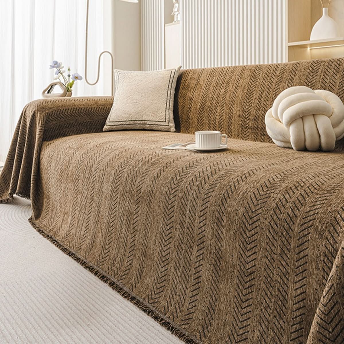 SNUGGLETEXTILE – Scratch-resistant & washable sofa cover made of chenille