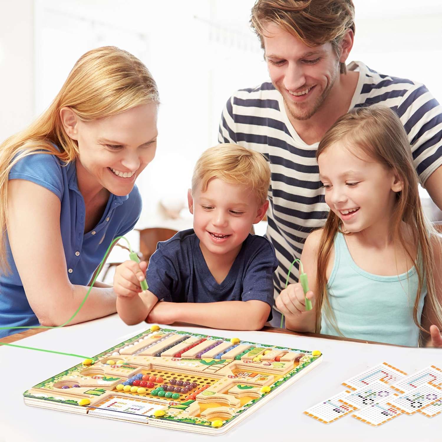 NUMBERRAIL – Montessori Magnetlabyrinth for numbers, colors & logic