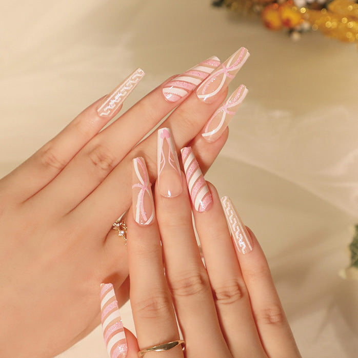 Christmas Holiday Nails with Gingerbread and Snowflake Art | Reusable Press On Set in Eight Colors | Skin Friendly Fit