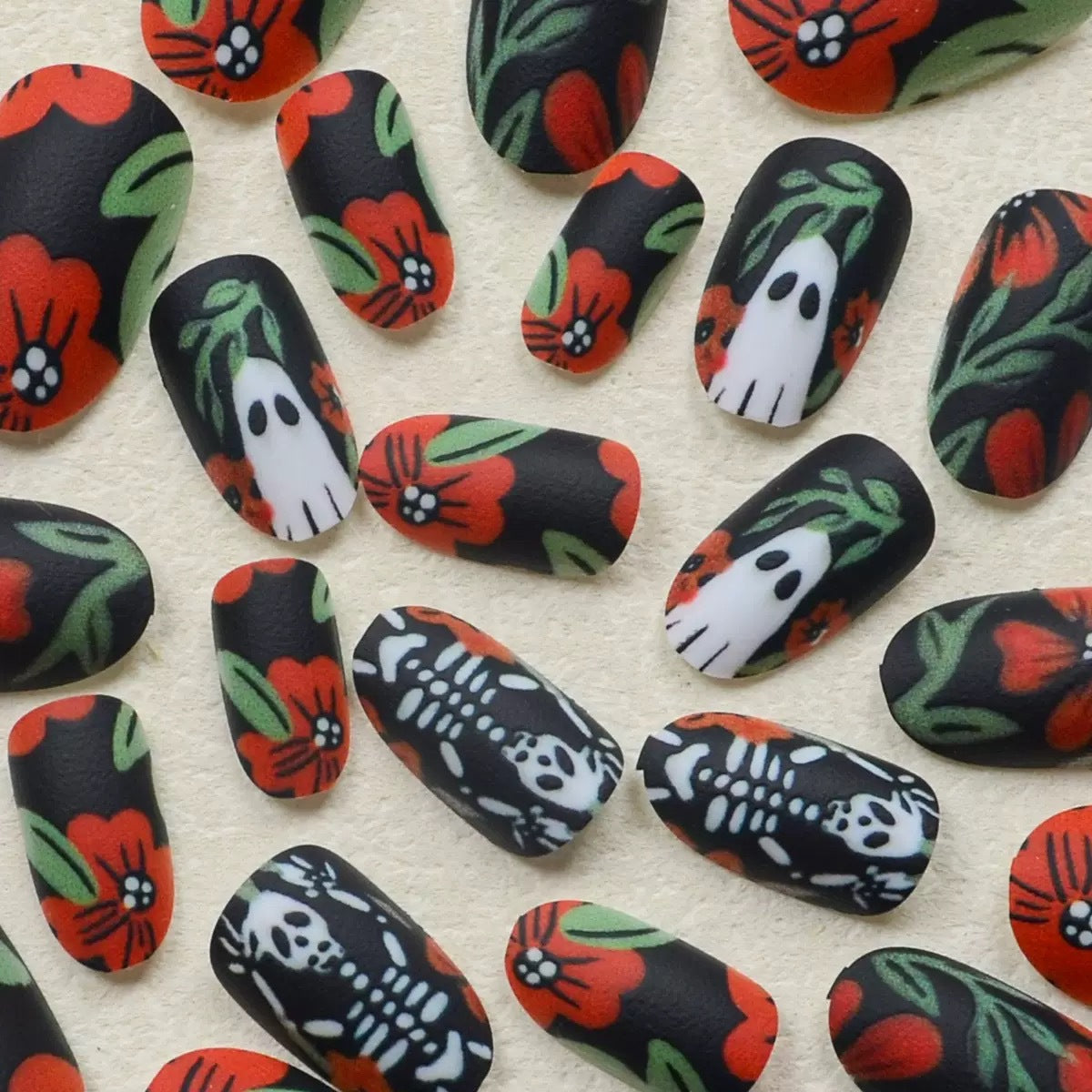 Halloween Floral Press-On Nails | Available in Yellow, Unbekannt | Glue-Free Application in Minutes for Parties and Nights Out