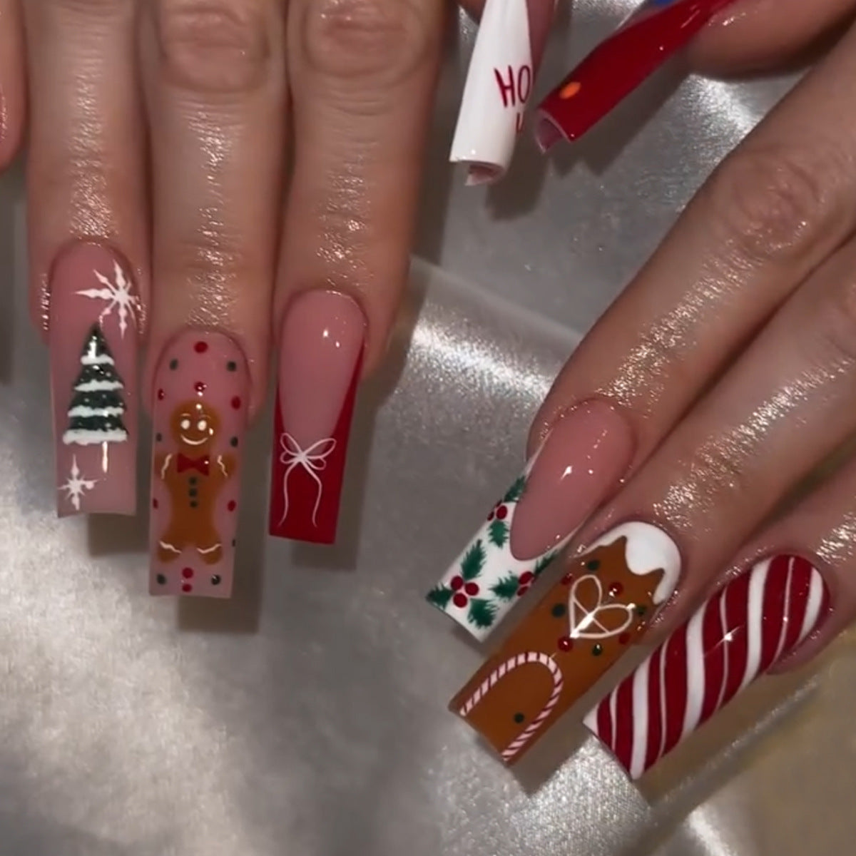Gingerbread and Candy Cane Nails in a Full Set | Christmas Nail Designs with Tree Motifs | Easy to Apply Festive Manicure