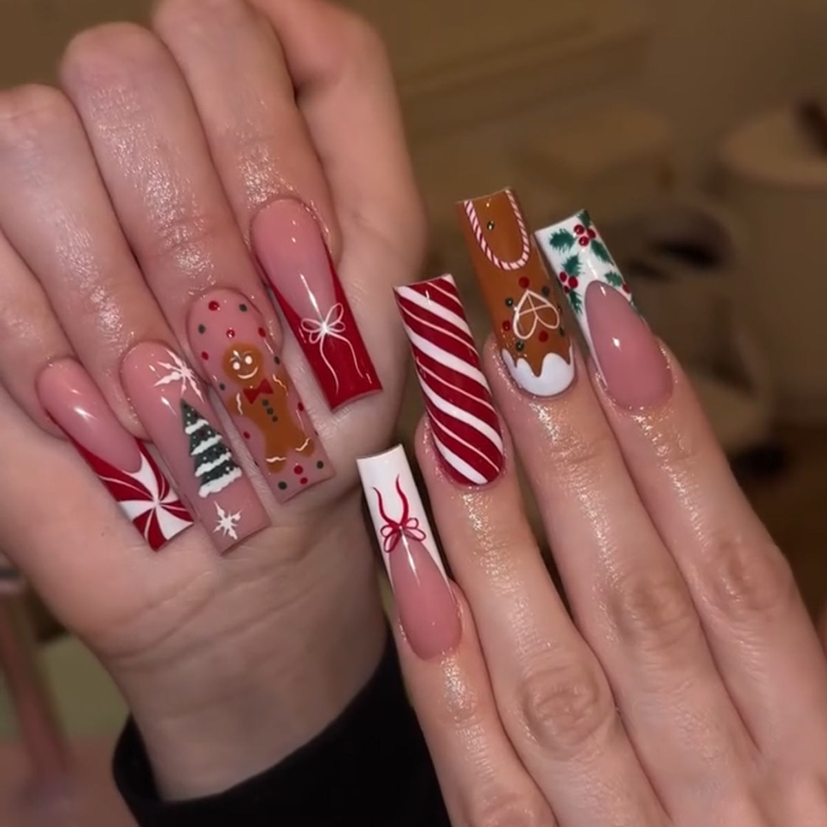 Gingerbread and Candy Cane Nails in a Full Set | Christmas Nail Designs with Tree Motifs | Easy to Apply Festive Manicure