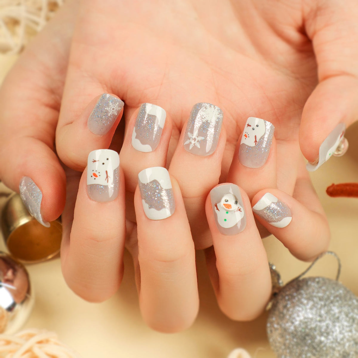 Snowman Nails in Silver and Grey | Short Press On Tips with Snowflake Detail | Skin Friendly Set for Winter Gatherings