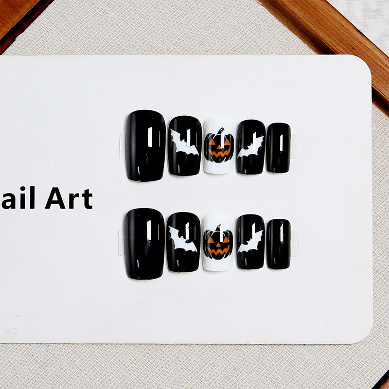 Halloween Press-On Nails | Available in W092 | Glue-Free Application in Minutes for Parties and Nights Out