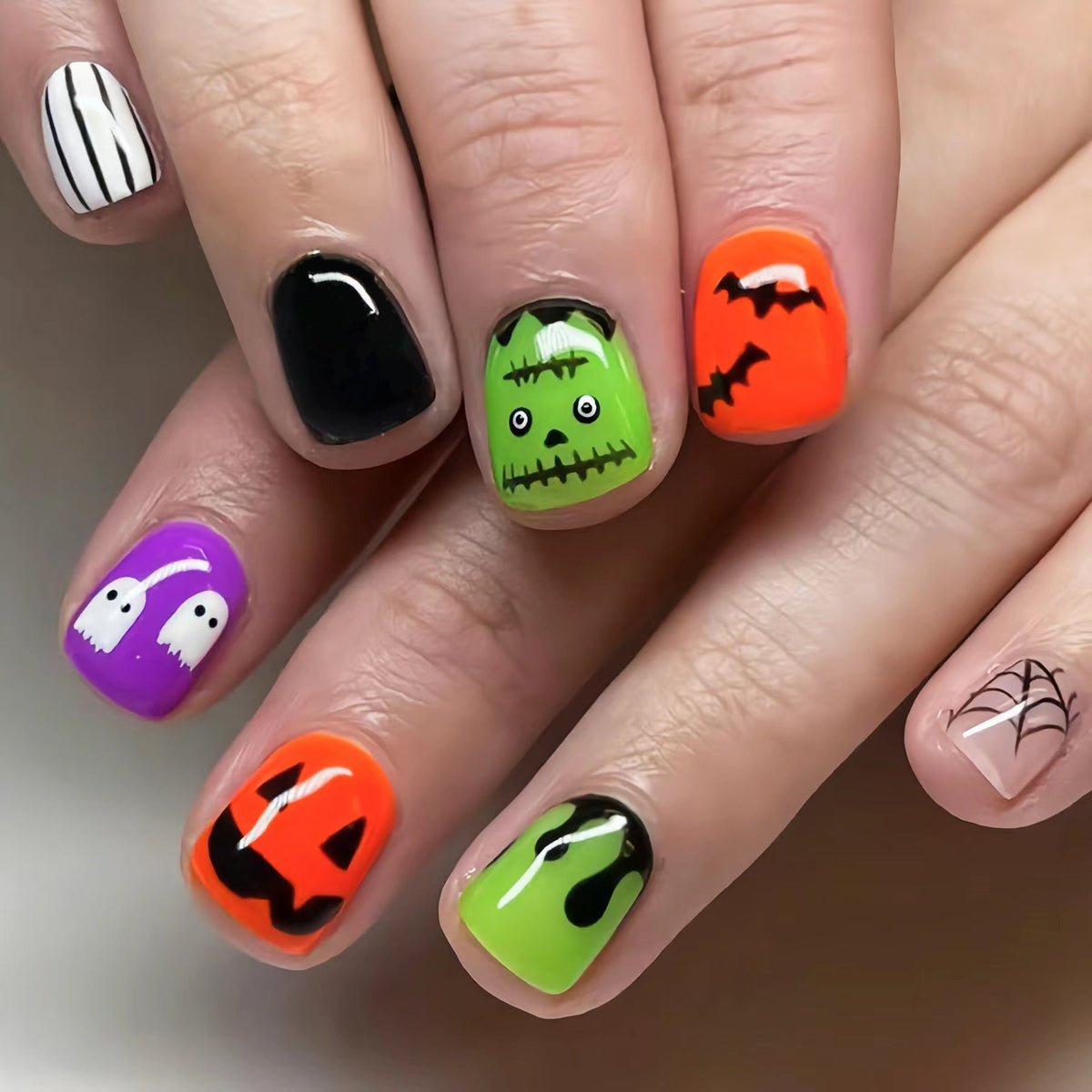 Halloween 3D Press-On Nails | Available in Transparent, Yellow | Glue-Free Application in Minutes for Parties and Nights Out