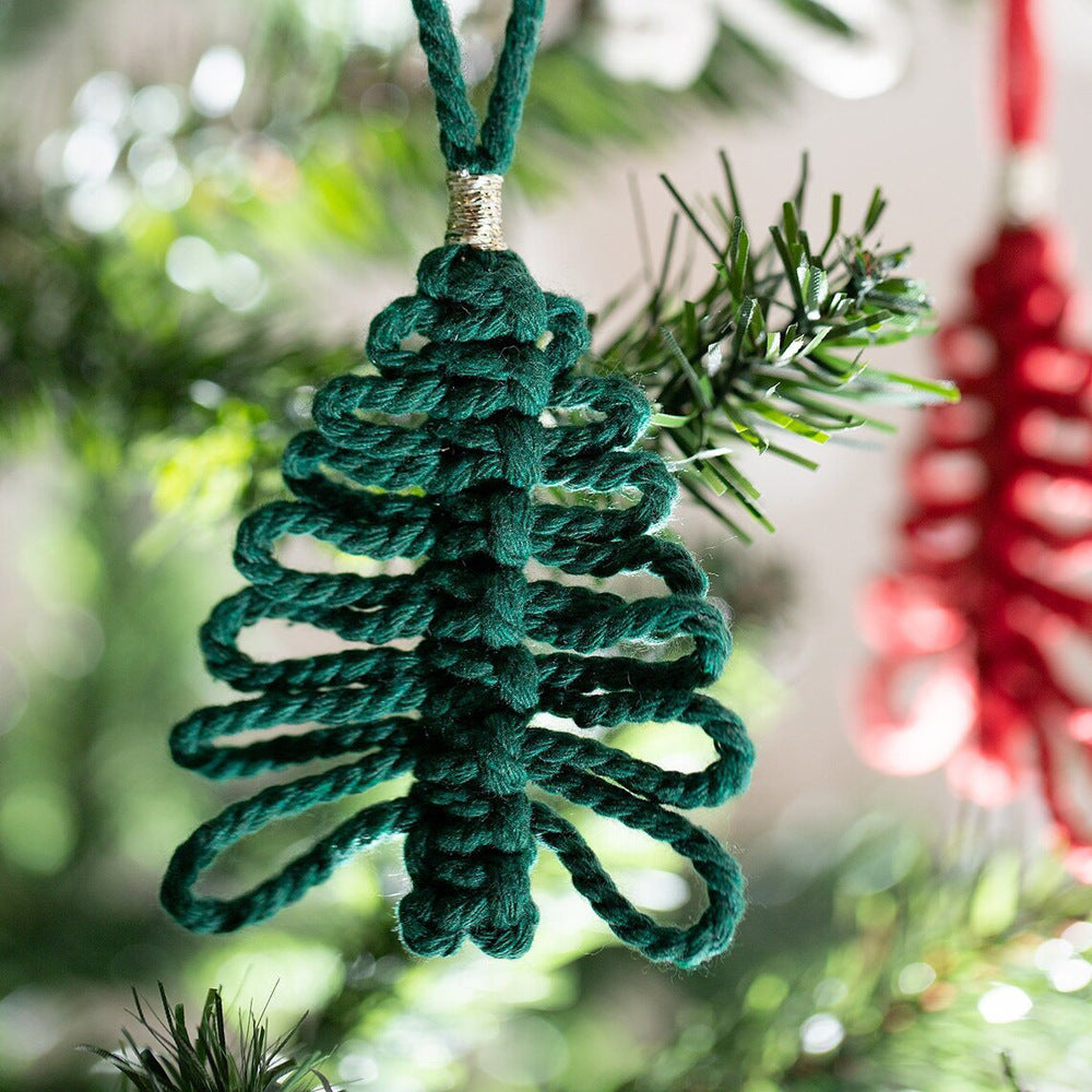 Macrame Christmas Tree Ornament Handmade in Green, White, Ivory or Red | Boho Xmas Decorations | Festive Gift Idea