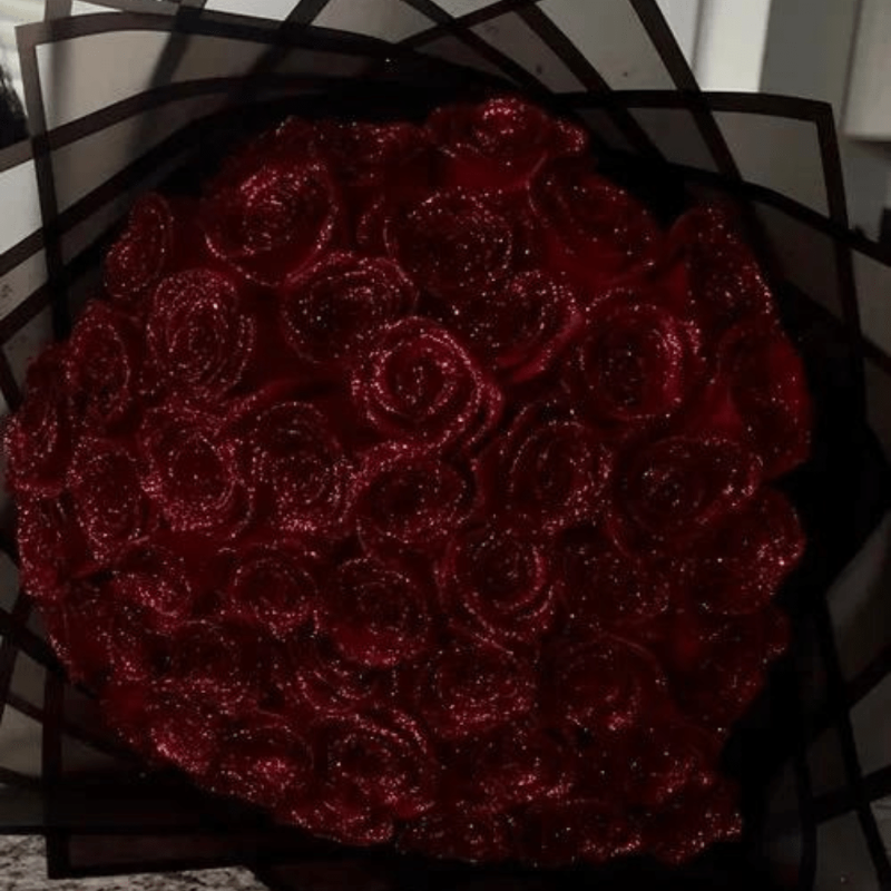 Glitter Rose Decorative Gift Set, 30 or 50 Pieces | Plastic with Sparkle Finish | Blue & Red | Romantic Home Décor Accent