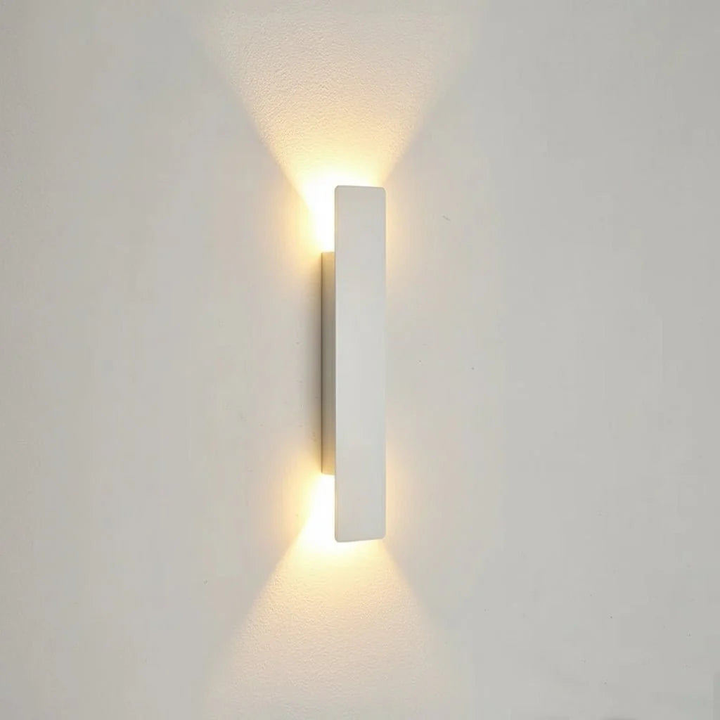 OUTGLOW - Waterproof LED Aluminum Wall Light for Indoor & Outdoor - 15.7 in white body-18w