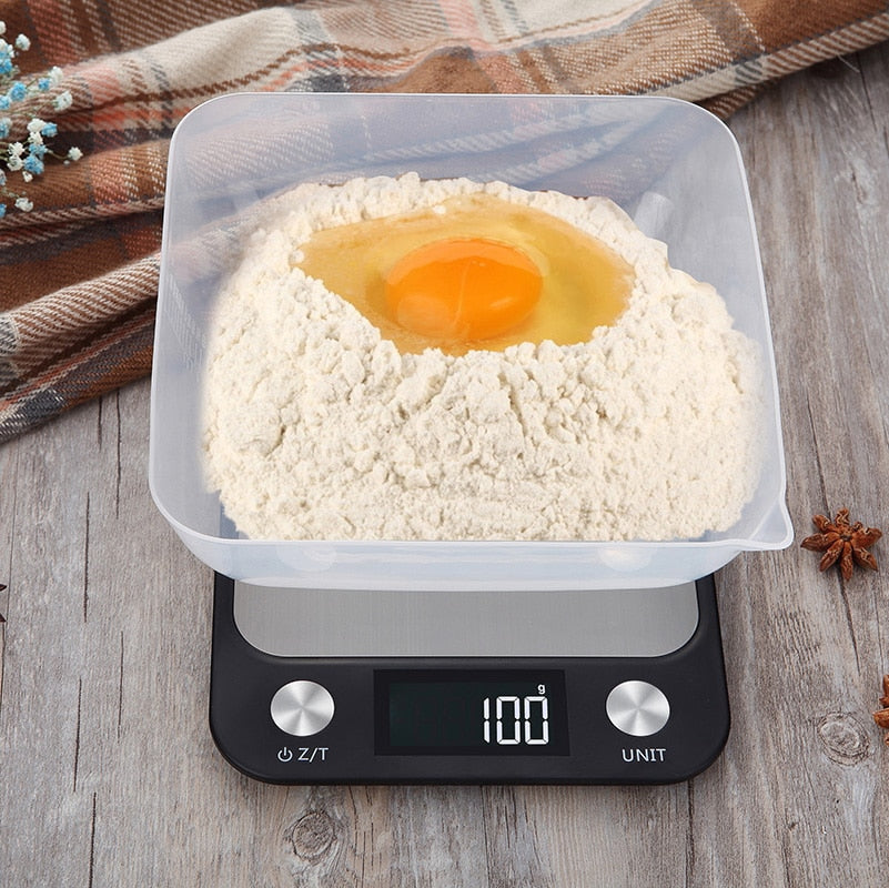 Digital Food Scale with a Sealed Waterproof Body | Kitchen Gadgets with Tare, Four Units and a Backlit Display | Three Capacities