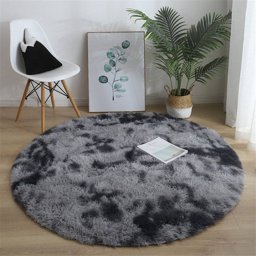 Round Shaggy Area Rug in Soft Polyester | Dotted Non Slip Underside and an Overlocked Edge | Six Diameters, 14 Colors