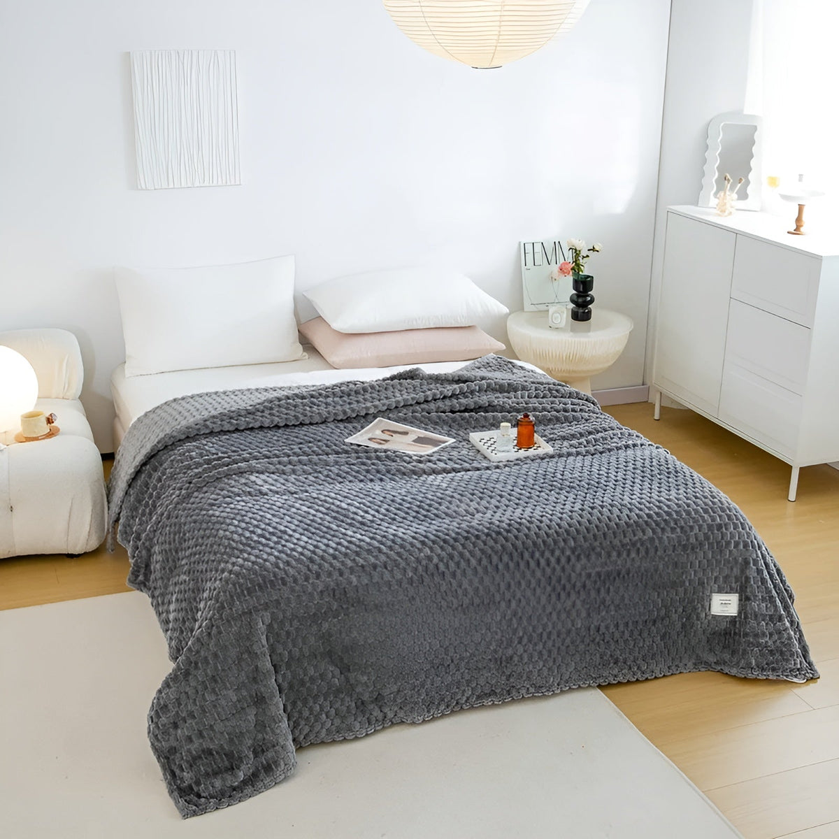 Soft Microfiber Throw for Sofa or Bed | Lightweight Warm Blanket in Seven Colors | Six Sizes Up to 200 x 230 cm