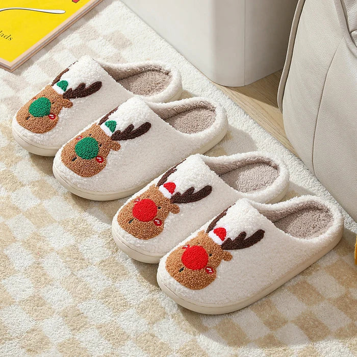 Reindeer Slippers in Soft Plush | Cosy Christmas House Shoes in Red or Green | Festive Holiday Gift for Warm Feet