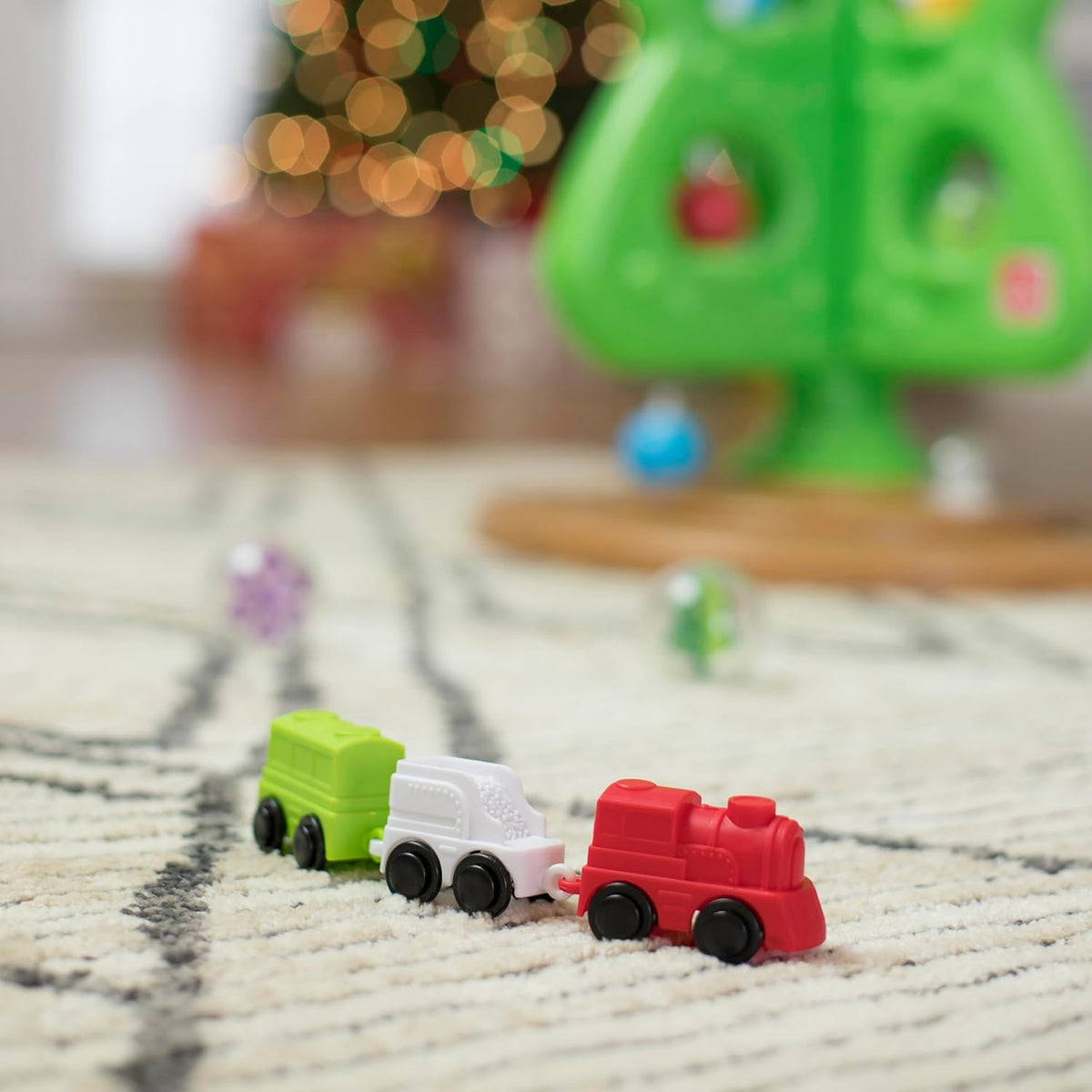 Interactive Christmas Tree Toy for Toddlers | Educational Xmas Play Set with Colourful Ornaments | Festive Gift from 1.5 Years