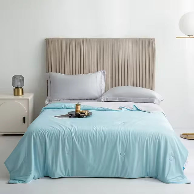 Cooling Blanket Lightweight Summer Bedding