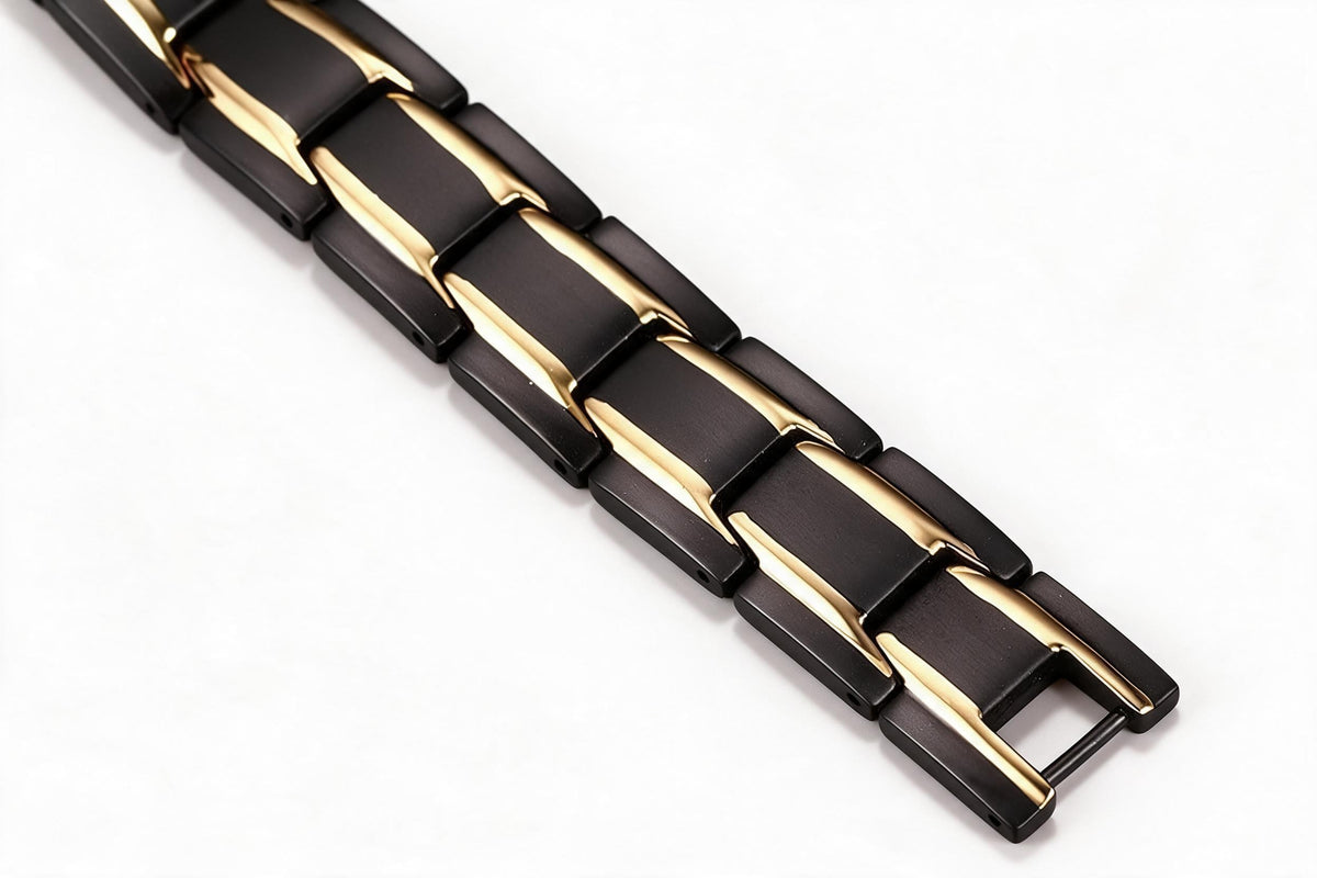 Magnetic Stainless Steel Bracelet for Men and Women | 316L Link Band with Red and Silver Dots | 21 x 1.3 cm