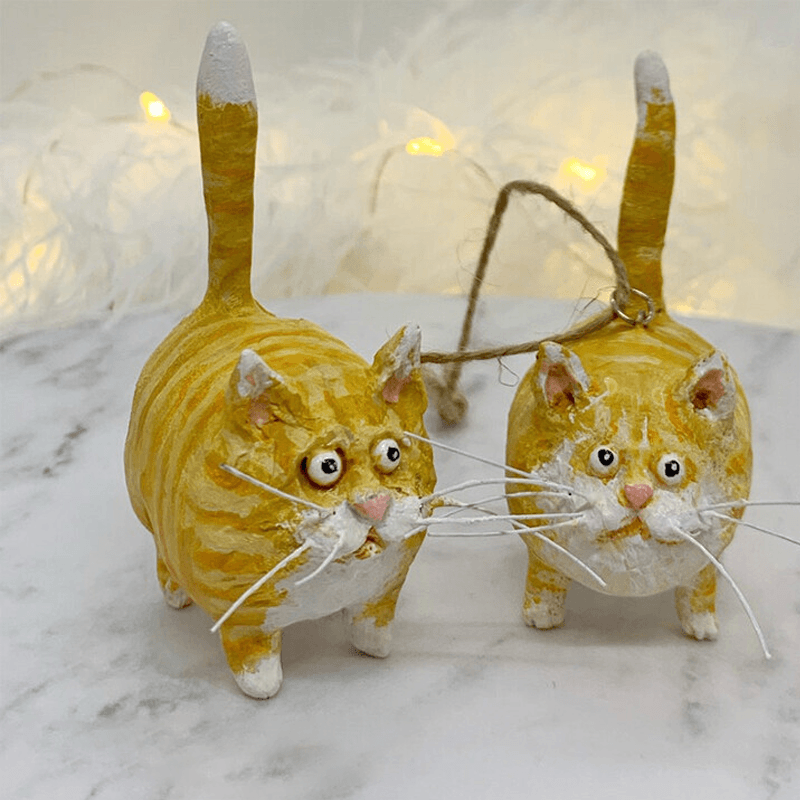 Handmade Cat Christmas Ornament in Hand-Painted Resin | Unique Festive Tree Hanger | Six Coat Designs, 6 x 5 x 3 cm